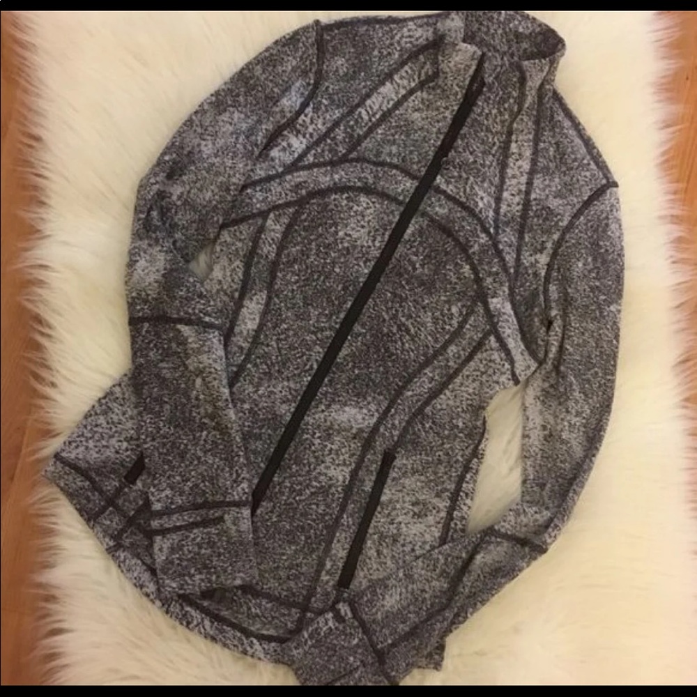 Lululemon define jacket size 2